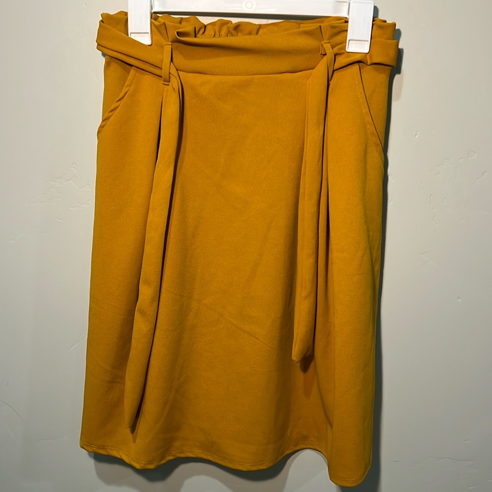 Yellow skirt